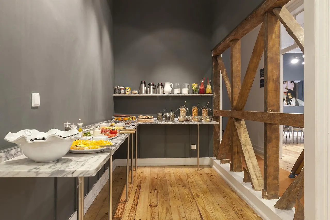 Lisbon Cheese & Wine Suites