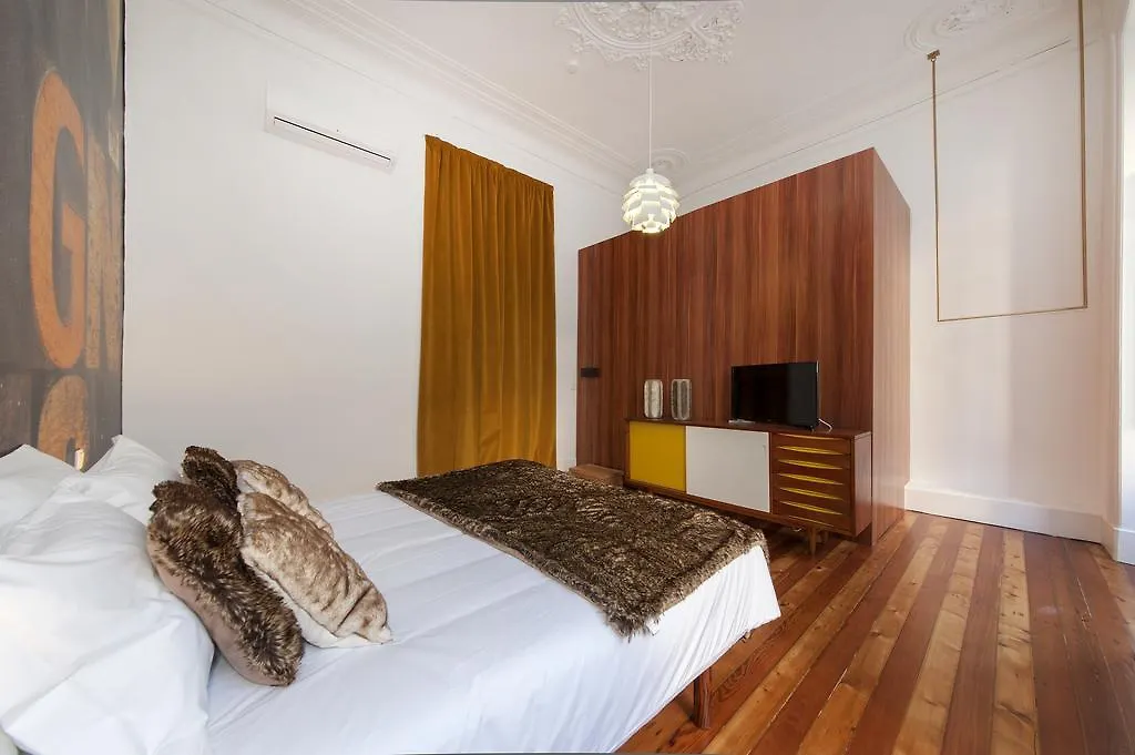 Lisbon Cheese & Wine Suites Guest house