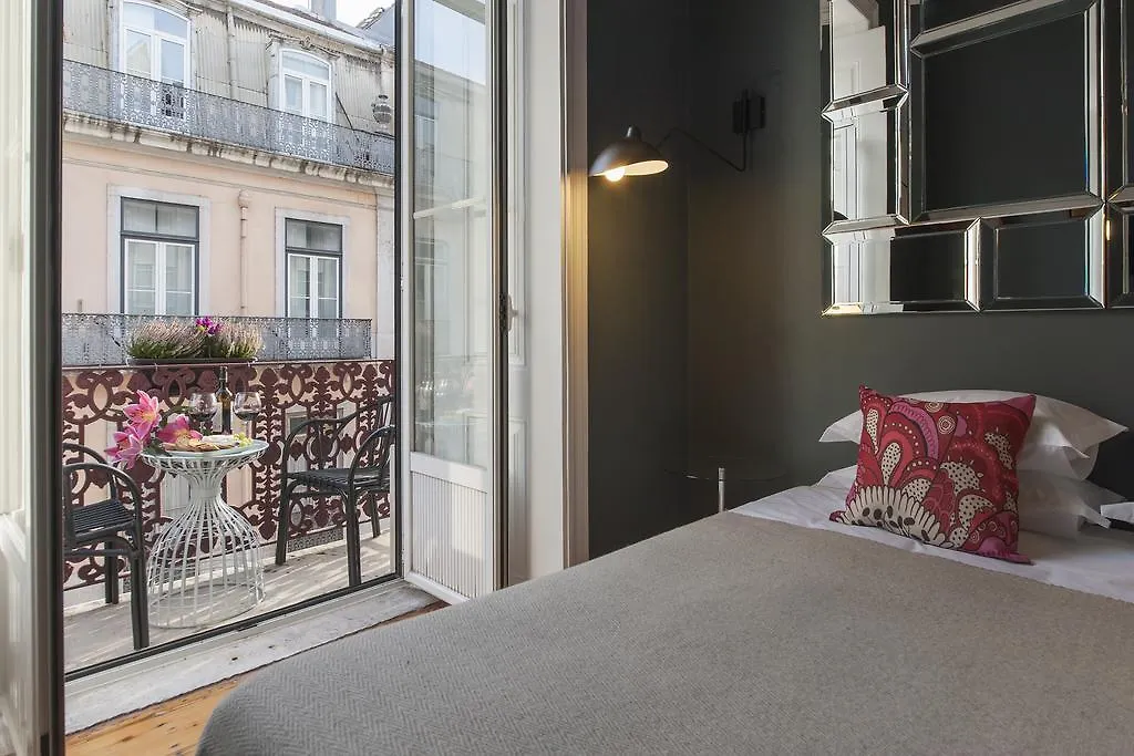 Lisbon Cheese & Wine Suites